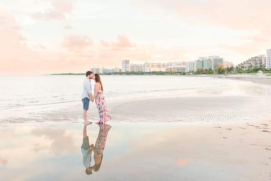 crandon-park-beach-engagement-pictures_0413