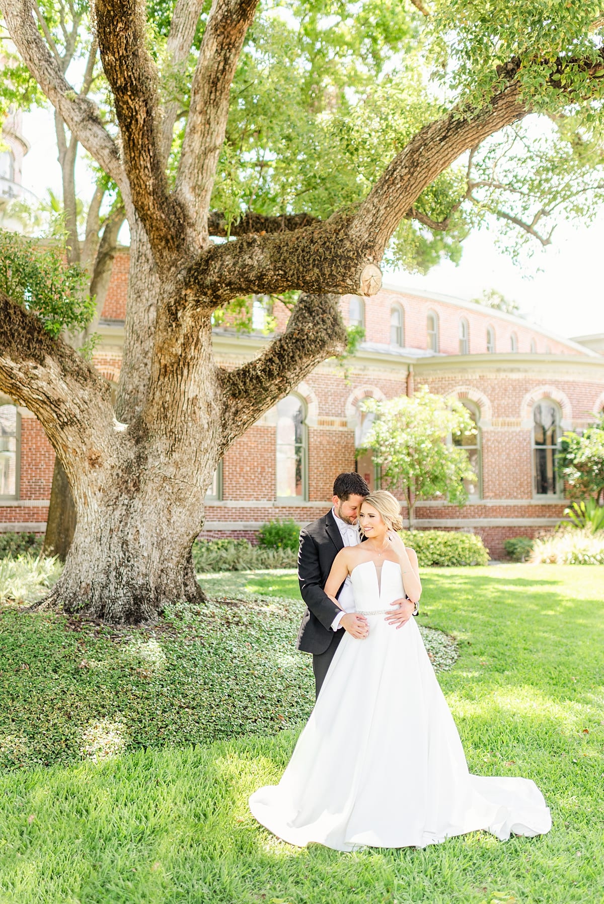 university of tampa wedding pictures
