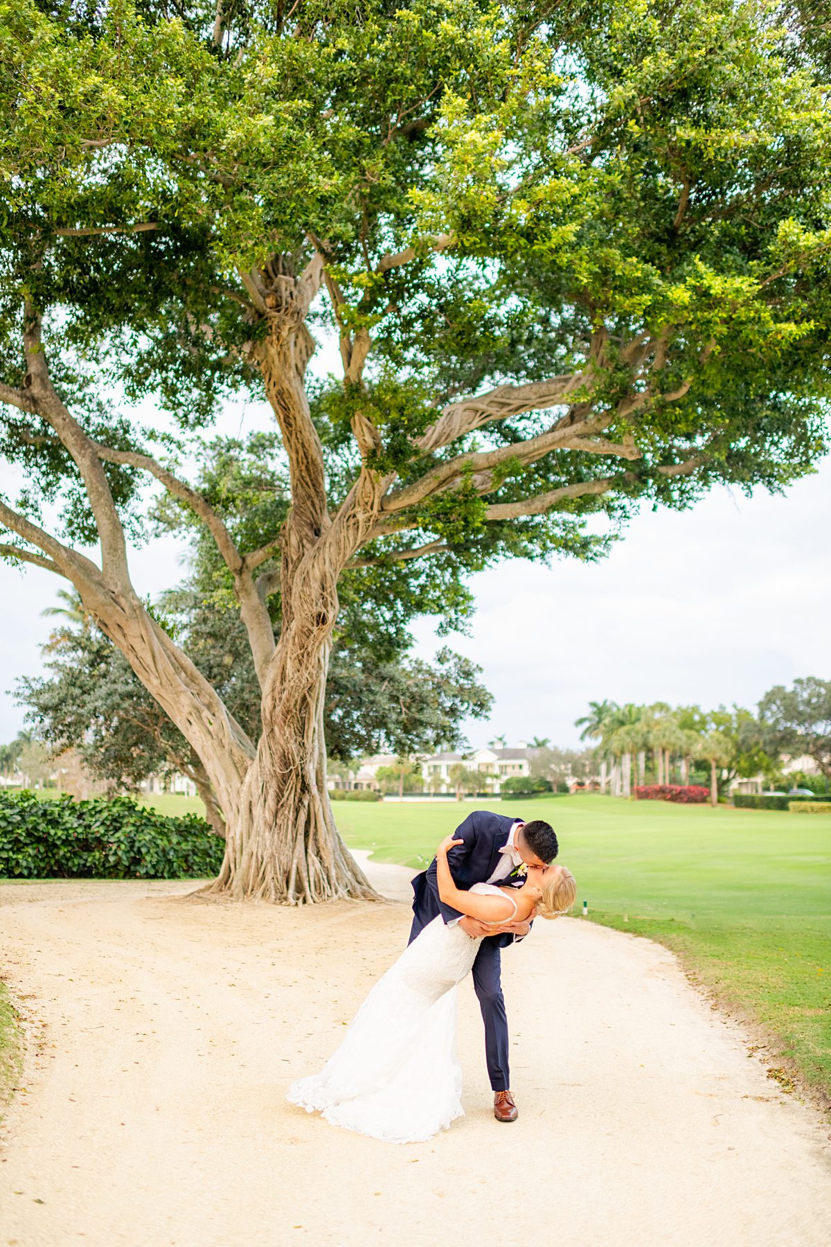 royal palm yacht and country club wedding photos
